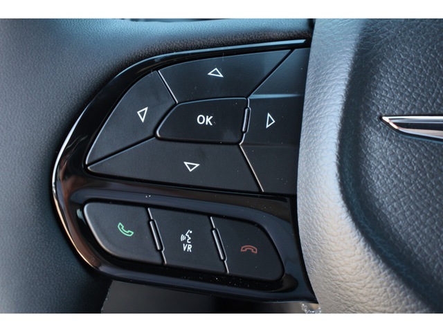 2025 Chrysler Pacifica Hybrid Premium S FWD