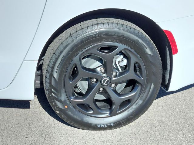 2025 Chrysler Pacifica Hybrid Premium S FWD