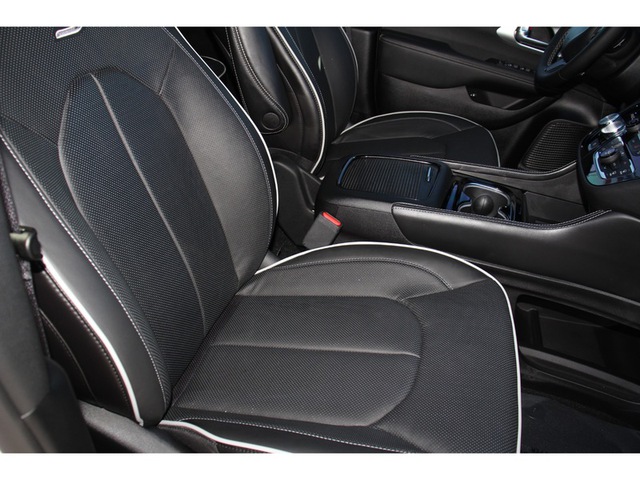 2025 Chrysler Pacifica Hybrid Premium S FWD