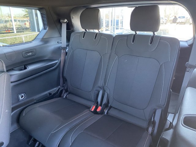 2024 Jeep Grand Cherokee Laredo X 4WD L