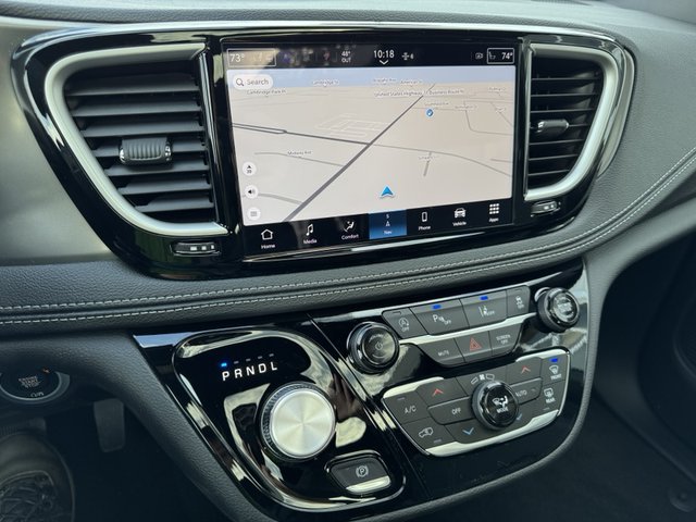2025 Chrysler Pacifica Select AWD