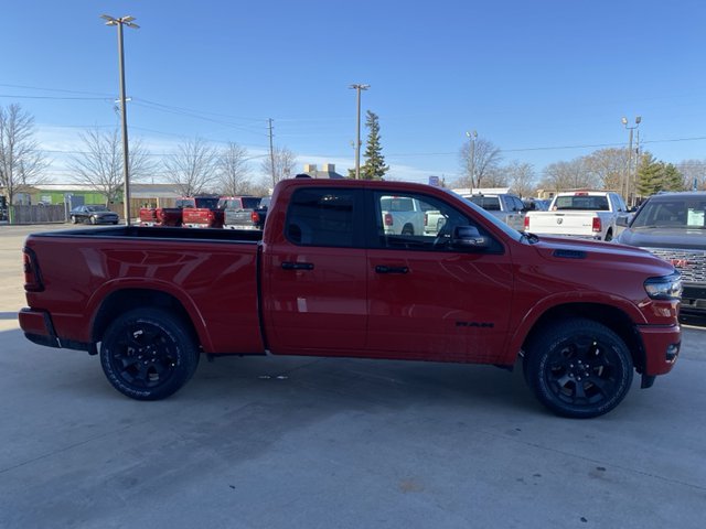 2025 Ram 1500 Big Horn 4WD 6ft4 Box