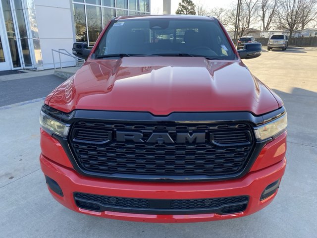 2025 Ram 1500 Big Horn 4WD 6ft4 Box