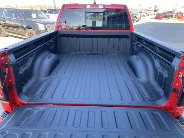 2025 Ram 1500 Big Horn 4WD 6ft4 Box