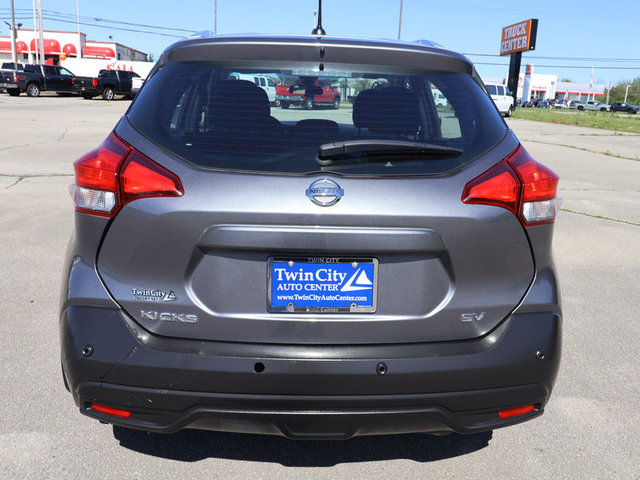 2020 Nissan Kicks SV FWD