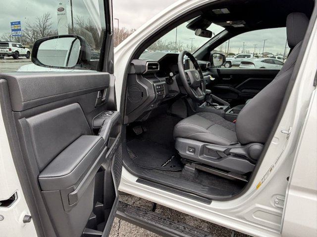 2025 Toyota Tacoma SR 4WD 5ft Bed