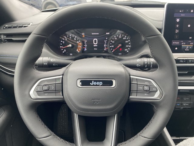 2025 Jeep Compass Latitude 4WD