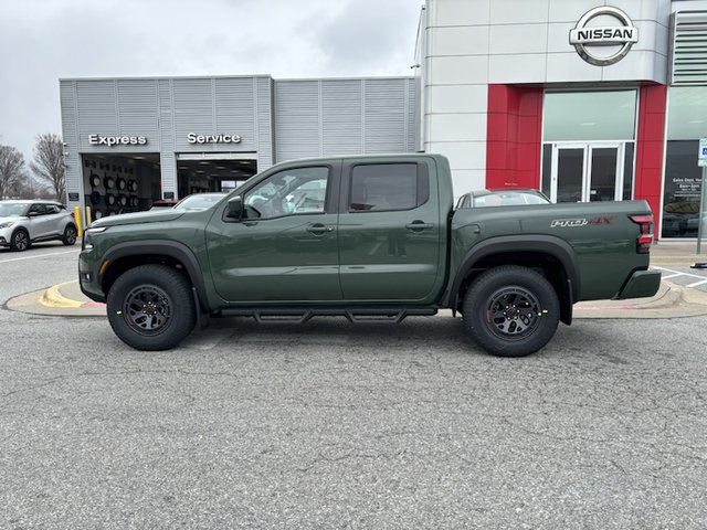 2025 Nissan Frontier PRO-4X 4WD