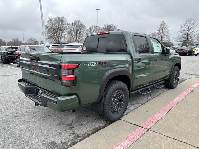 2025 Nissan Frontier PRO-4X 4WD