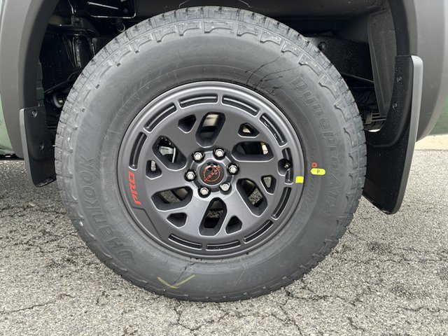 2025 Nissan Frontier PRO-4X 4WD