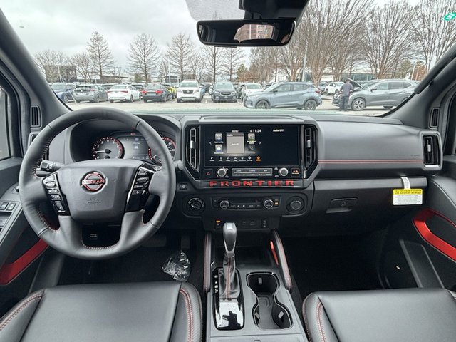 2025 Nissan Frontier PRO-4X 4WD