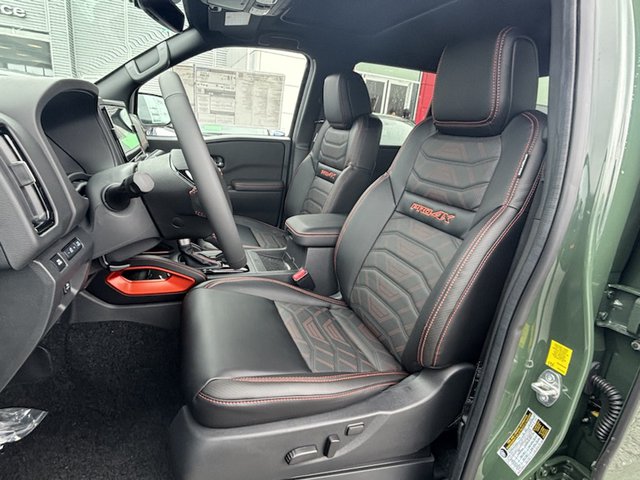 2025 Nissan Frontier PRO-4X 4WD