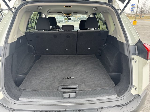 2023 Nissan Rogue SV FWD