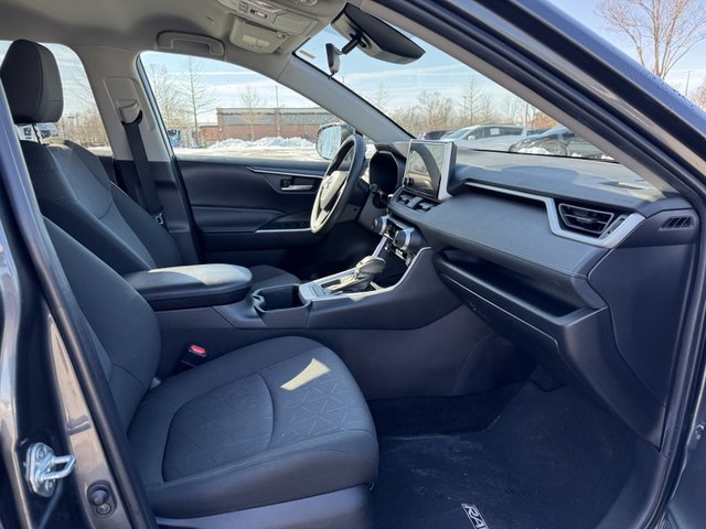 2023 Toyota RAV4 XLE FWD