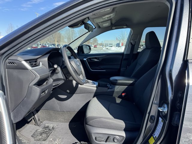 2023 Toyota RAV4 XLE FWD
