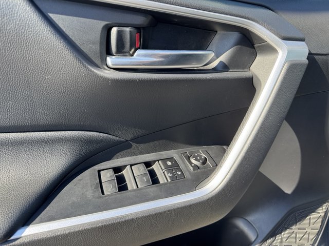 2023 Toyota RAV4 XLE FWD