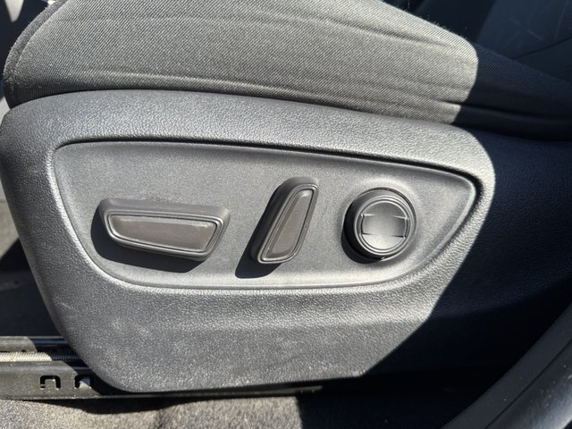 2023 Toyota RAV4 XLE FWD