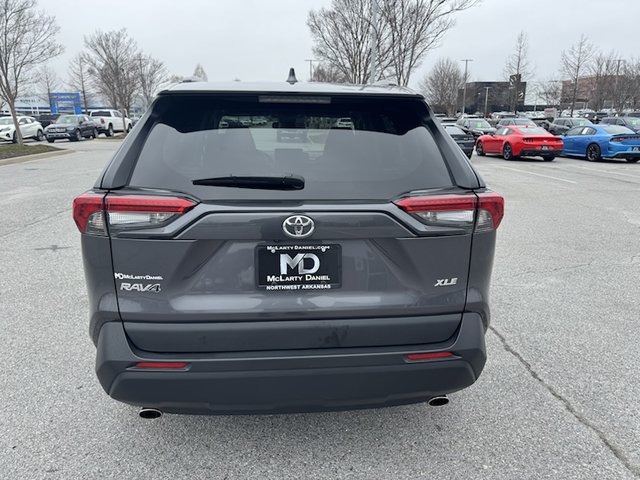 2023 Toyota RAV4 XLE FWD
