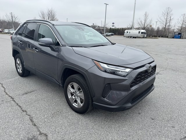 2023 Toyota RAV4 XLE FWD