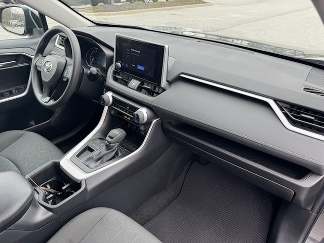 2023 Toyota RAV4 XLE FWD
