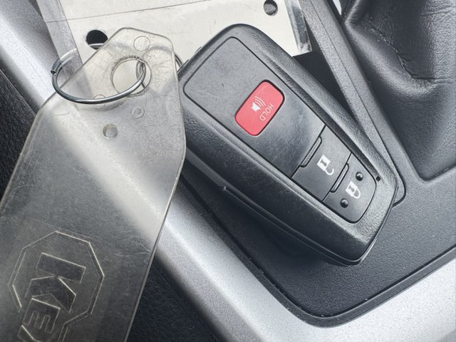 2023 Toyota RAV4 XLE FWD