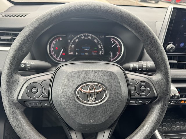 2023 Toyota RAV4 XLE FWD