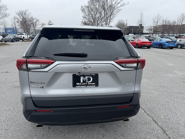 2023 Toyota RAV4 XLE FWD