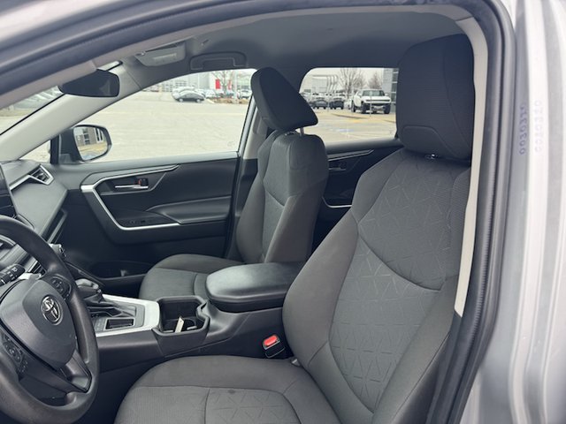 2023 Toyota RAV4 XLE FWD