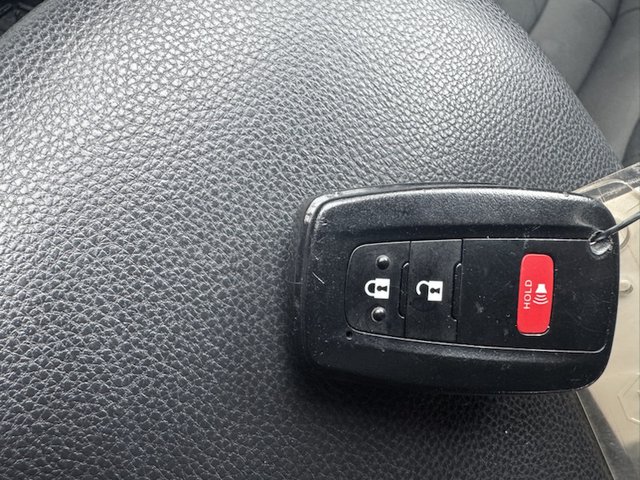 2023 Toyota RAV4 XLE FWD