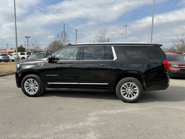 2023 GMC Yukon XL SLT 4WD