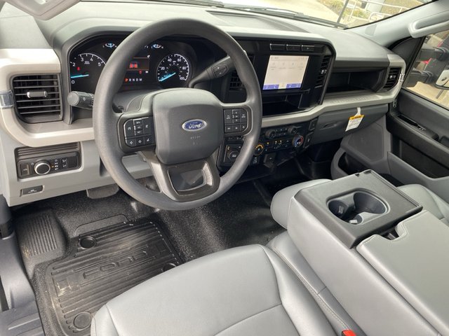 2024 Ford F-250 XL SD 4WD 8ft Box