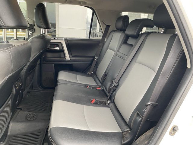 2020 Toyota 4Runner SR5 4WD