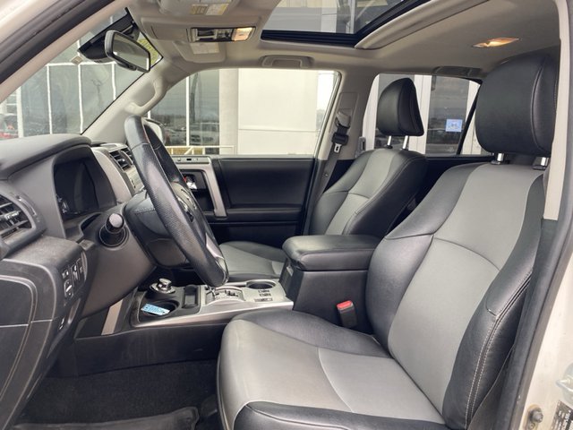 2020 Toyota 4Runner SR5 4WD
