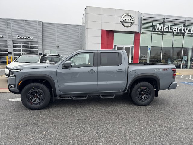 2025 Nissan Frontier PRO-4X 4WD