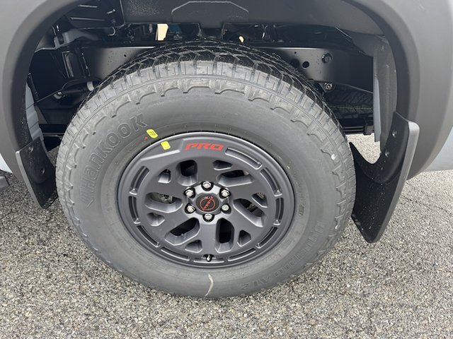2025 Nissan Frontier PRO-4X 4WD