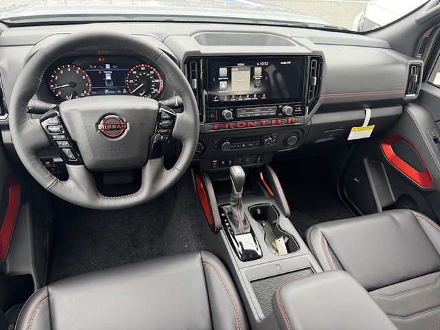 2025 Nissan Frontier PRO-4X 4WD