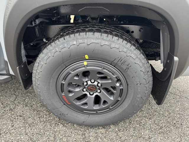 2025 Nissan Frontier PRO-4X 4WD