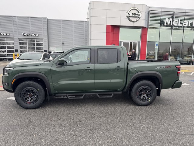 2025 Nissan Frontier PRO-4X 4WD