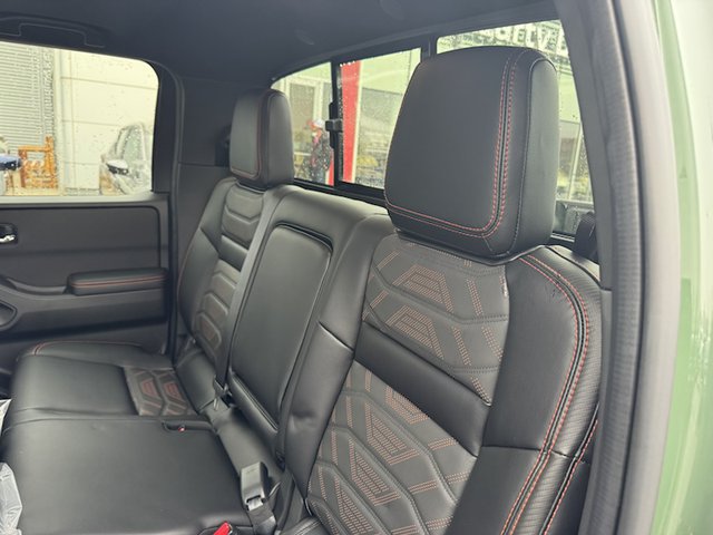 2025 Nissan Frontier PRO-4X 4WD