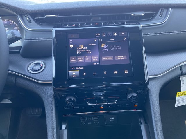 2025 Jeep Grand Cherokee Laredo X 4WD