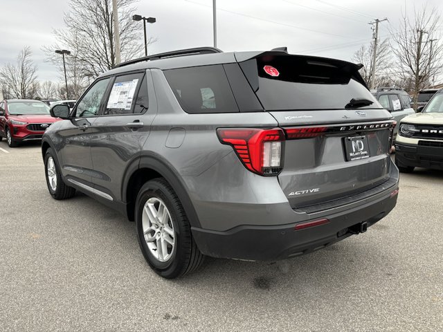 2025 Ford Explorer Active RWD