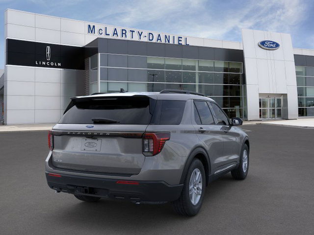 2025 Ford Explorer Active RWD