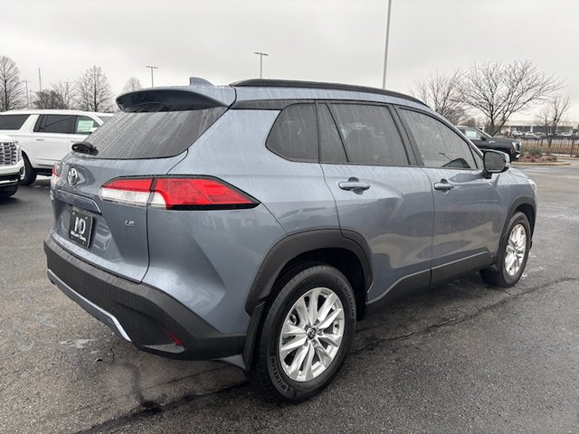 2023 Toyota Corolla LE 2WD Cross