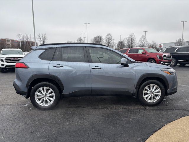2023 Toyota Corolla LE 2WD Cross