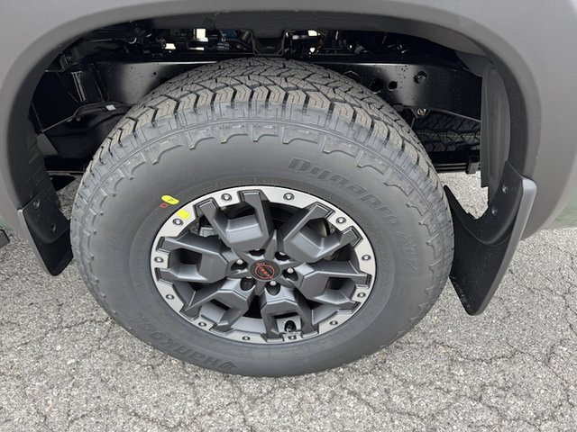 2025 Nissan Frontier PRO-4X 4WD