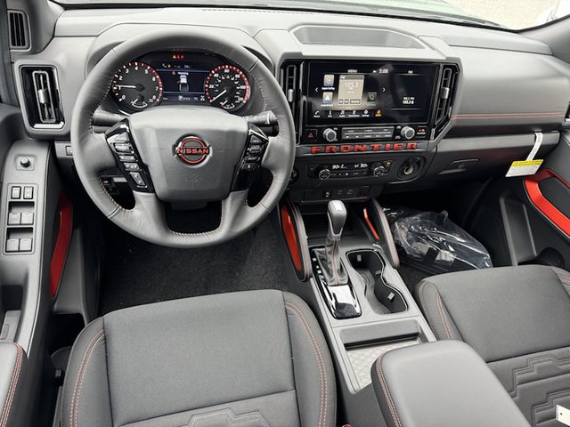 2025 Nissan Frontier PRO-4X 4WD