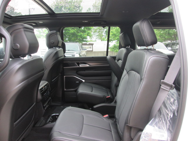 2024 Jeep Wagoneer Series II 4WD