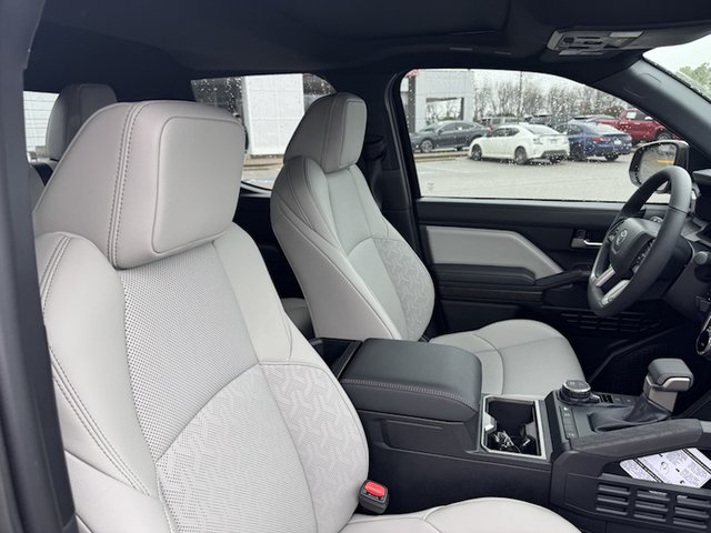 2025 Toyota Tacoma Limited 4WD 5ft Bed