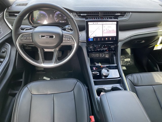 2025 Jeep Grand Cherokee Limited 4WD L