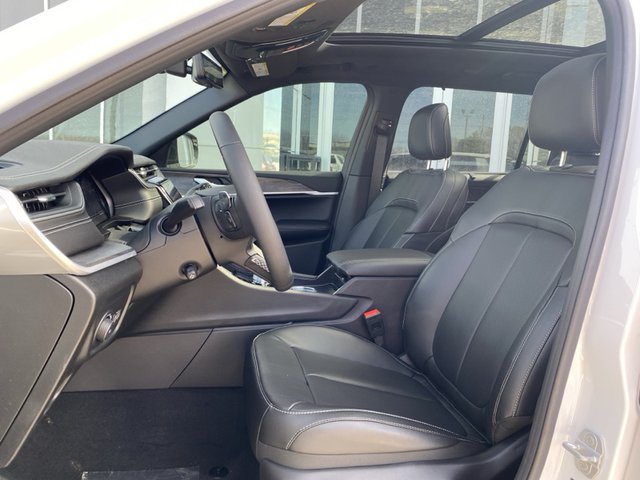 2025 Jeep Grand Cherokee Limited 4WD L